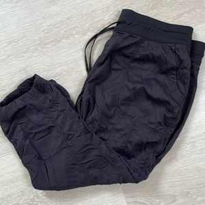 The North Face black Aphrodite capri crop pant